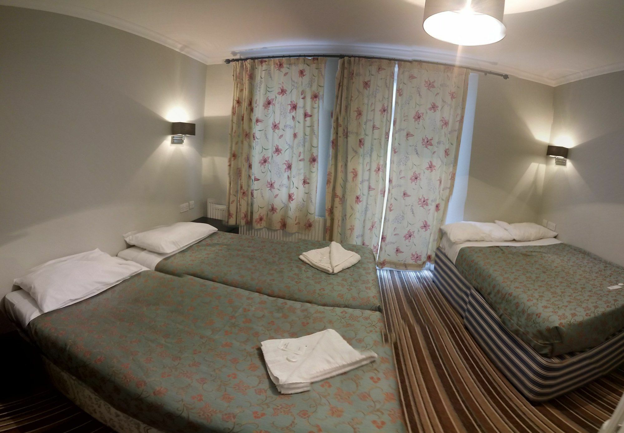 Plaza Hotel Λονδίνο Εξωτερικό φωτογραφία